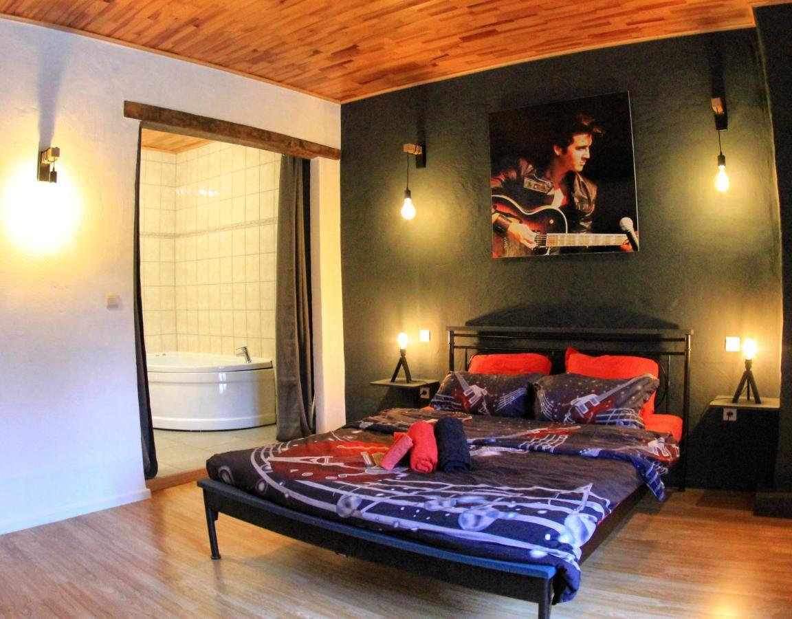 B&B Music City Wibrin Bagian luar foto