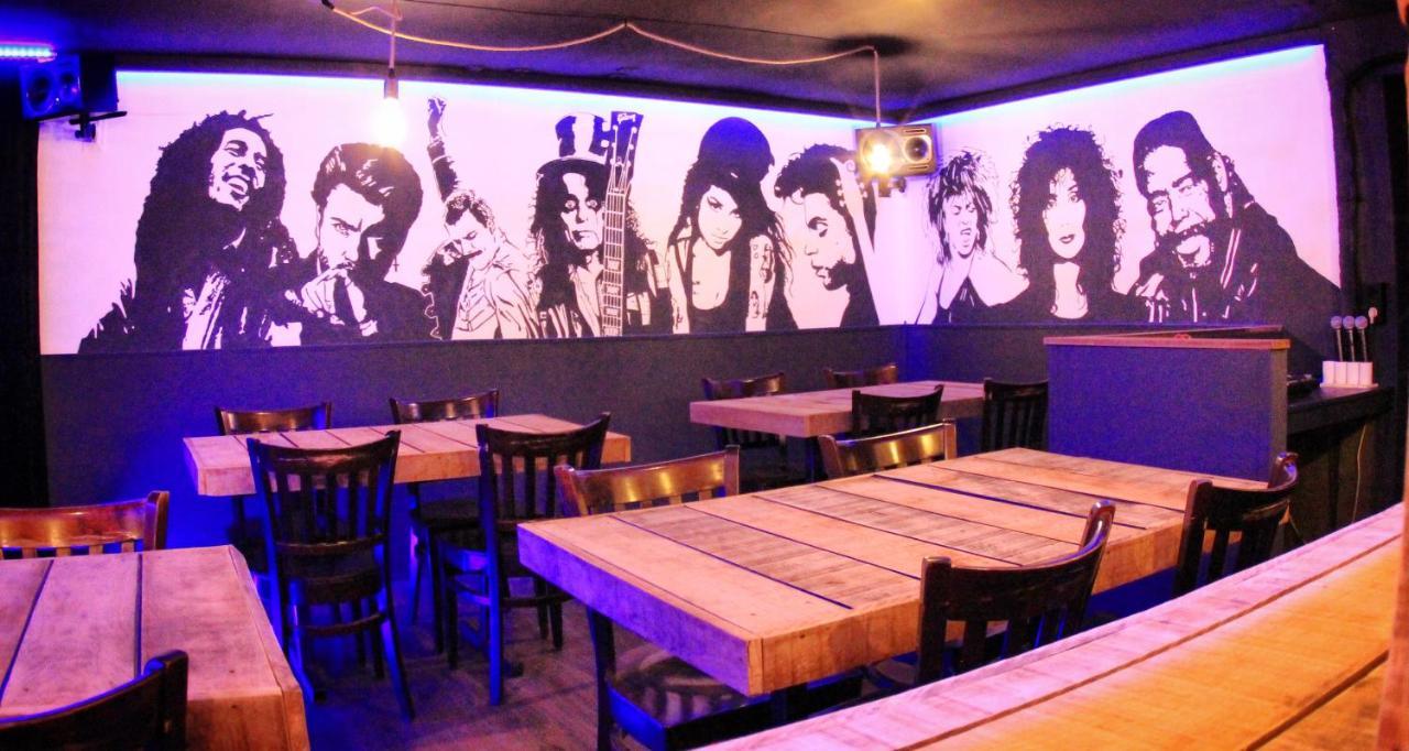 B&B Music City Wibrin Bagian luar foto