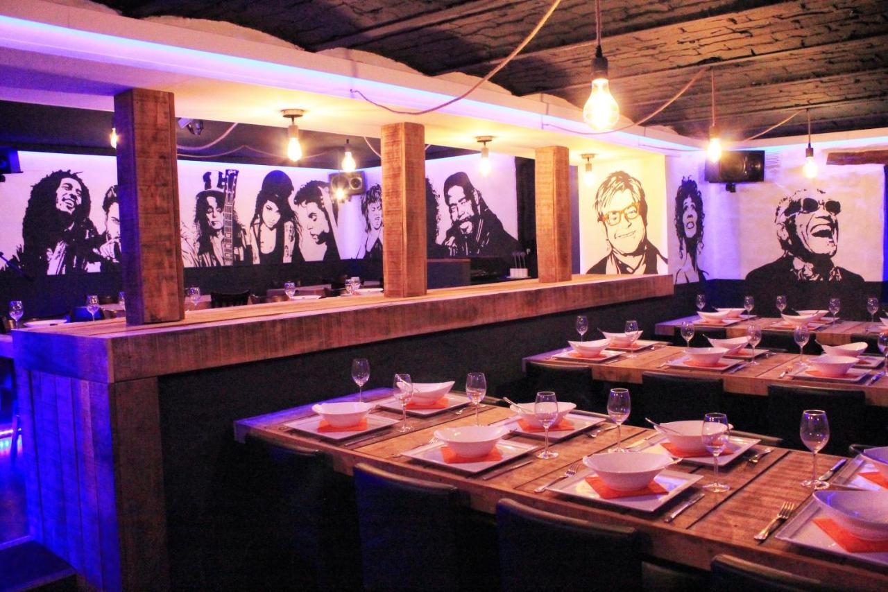 B&B Music City Wibrin Bagian luar foto