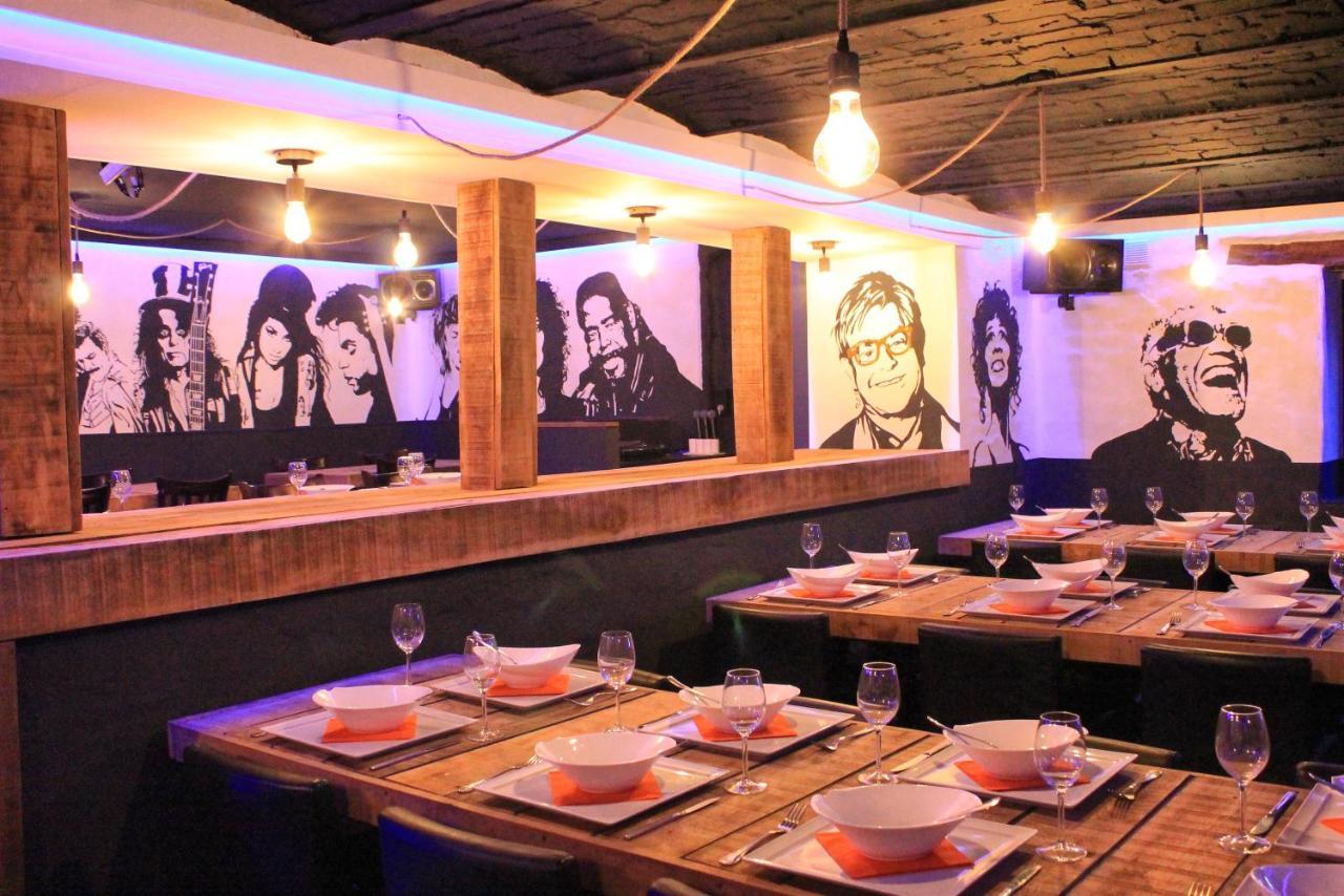 B&B Music City Wibrin Bagian luar foto